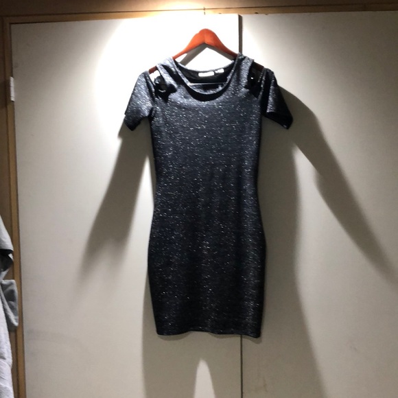 Dress - Picture 1 of 2